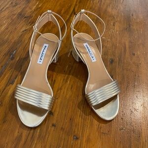 Aquazzura Sundance Metallic Sandals 36